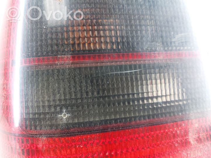 Volkswagen Golf III Lampa tylna 1H9945111A