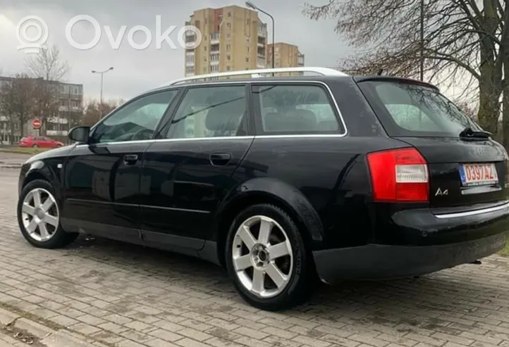 Audi A4 S4 B6 8E 8H Etuvetoakseli 8E0407271T