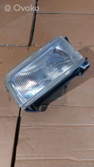 Volkswagen Multivan T4 Lampa przednia 13635100