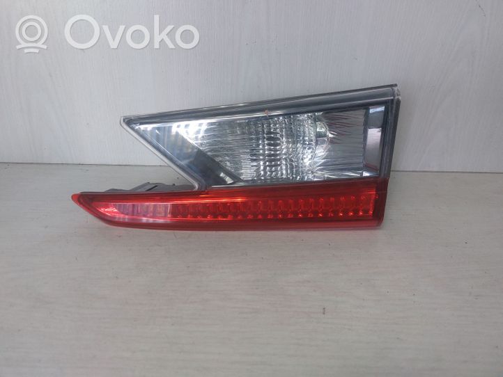 Lexus RC Lampy tylnej klapy bagażnika 