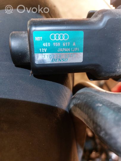 Audi A8 S8 D3 4E Valvola di regolazione del liquido di raffreddamento e del riscaldatore 4E0959617A