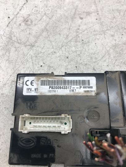 Opel Vivaro Engine control unit/module ECU P8200943317