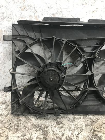 Dodge Caliber Radiator cooling fan shroud 24041245