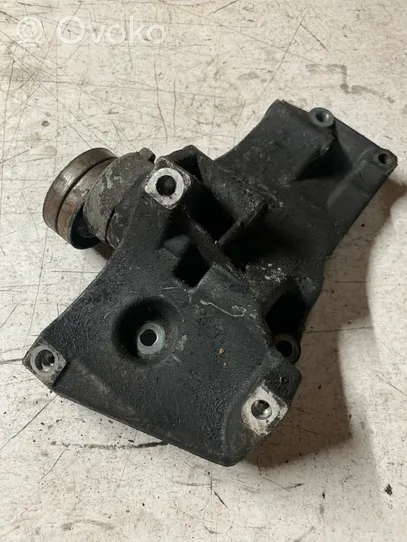 Audi A2 Support de générateur / alternateur 036145159A