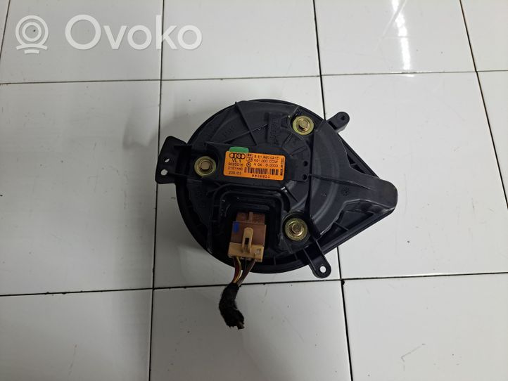 Audi A4 S4 B6 8E 8H Soplador/ventilador calefacción 90200016