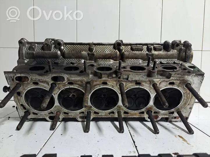 Volvo V70 Engine head 1001837Q03