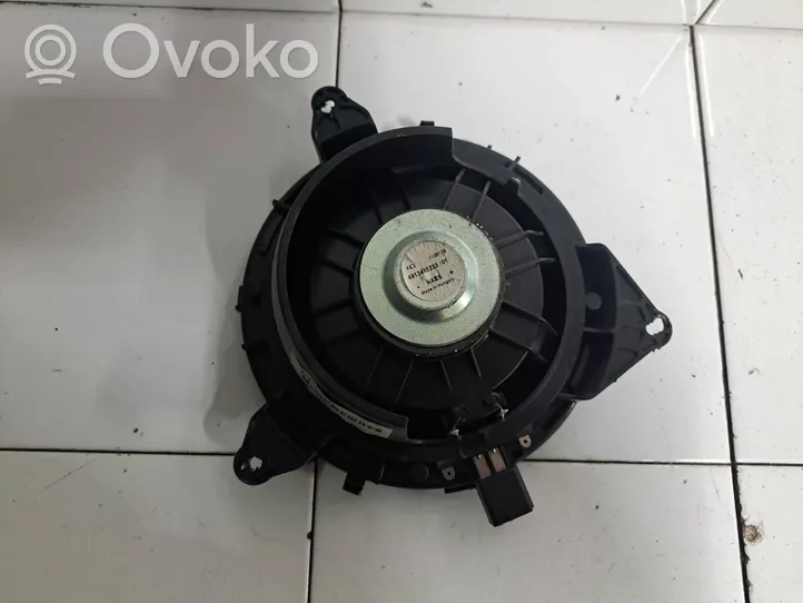 Volvo V70 Takaoven kaiutin 30679498