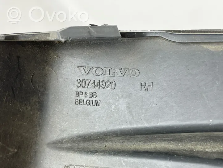 Volvo S40 Priešrūkinio žibinto apdaila/ grotelės 30744920