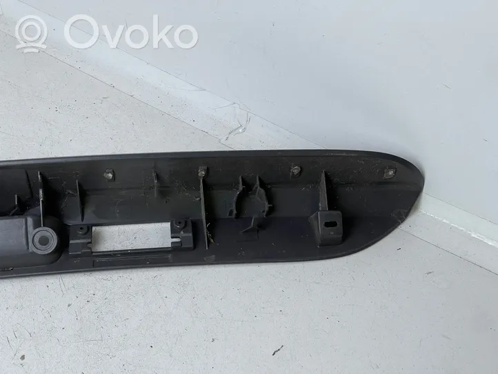 Chrysler Voyager Lampa oświetlenia tylnej tablicy rejestracyjnej 04894020AE