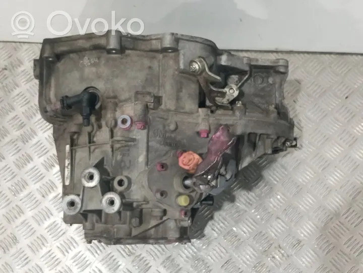 Opel Astra H Manualna 6-biegowa skrzynia biegów 5495775