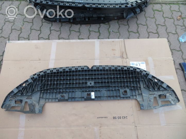 Peugeot 208 Osłona pod zderzak przedni / Absorber 9823206580