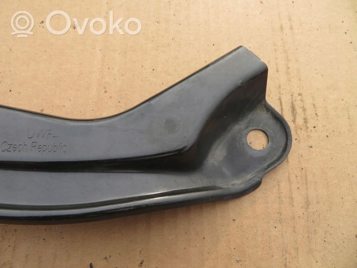 Skoda Fabia Mk3 (NJ) Plaque avant support serrure de capot 6V0805931