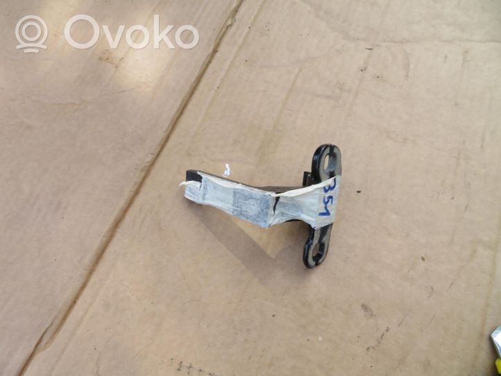 Volvo S90, V90 Takaoven alasarana 31457100