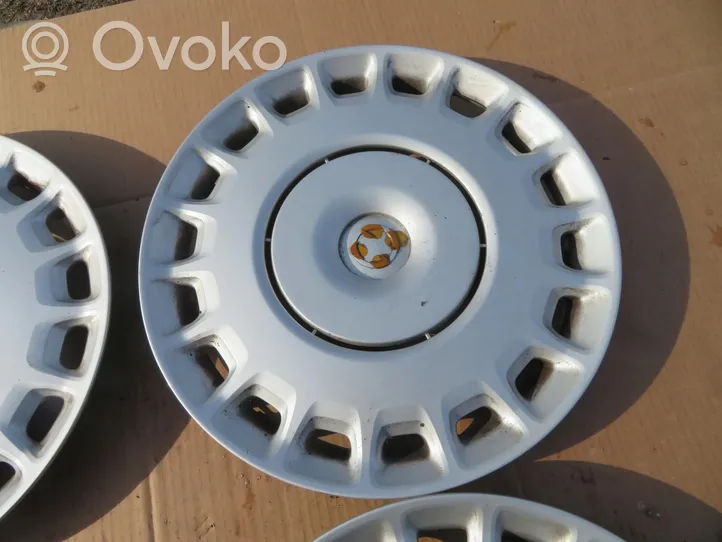 Volvo V50 R15 wheel hub/cap/trim 