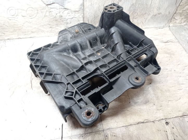 Skoda Fabia Mk1 (6Y) Boîte de batterie 6Q0915331