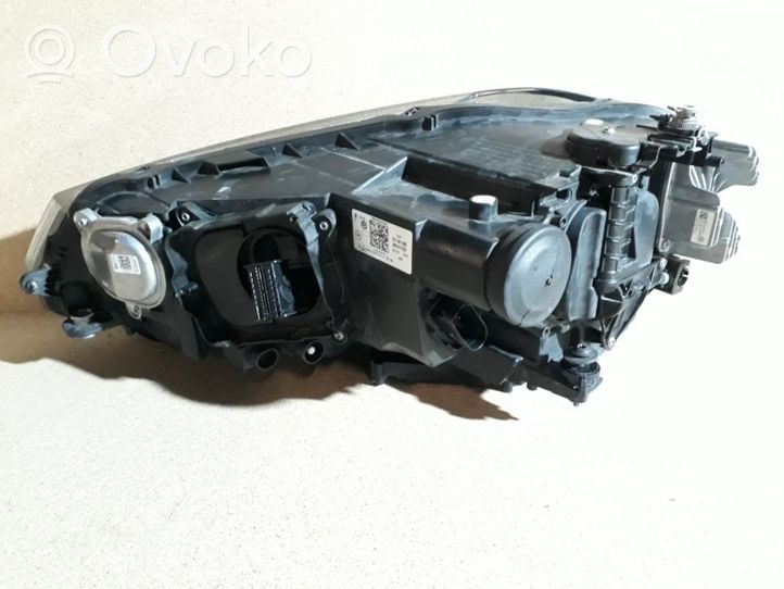 Volkswagen Golf VII Lampa przednia 517941082