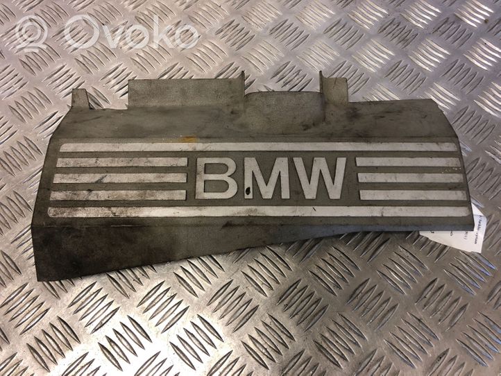 BMW 7 E65 E66 Kita variklio skyriaus detalė 11127508778