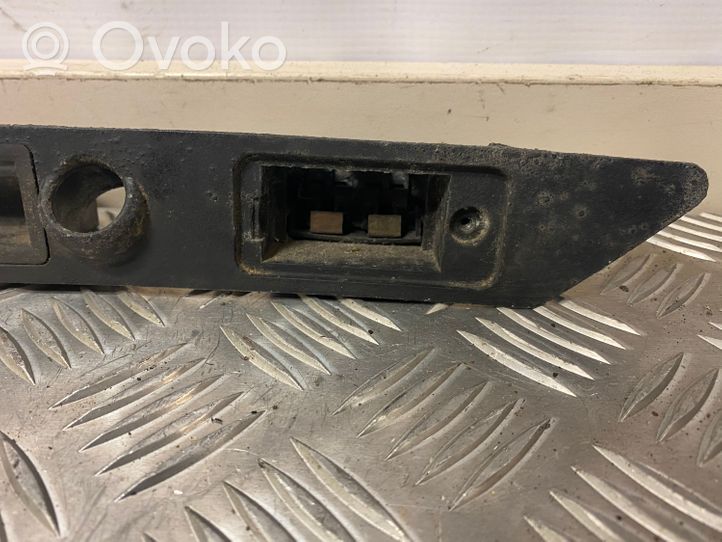 Audi A4 S4 B7 8E 8H Maniglia esterna per portiera di carico 850827