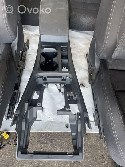 Volkswagen PASSAT B8 Interior set 