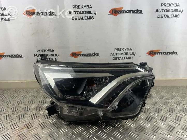 Toyota RAV 4 (XA40) Lampa przednia W3049