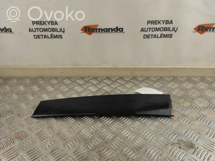 Volkswagen Tiguan Altro elemento di rivestimento della portiera anteriore 5N0837901