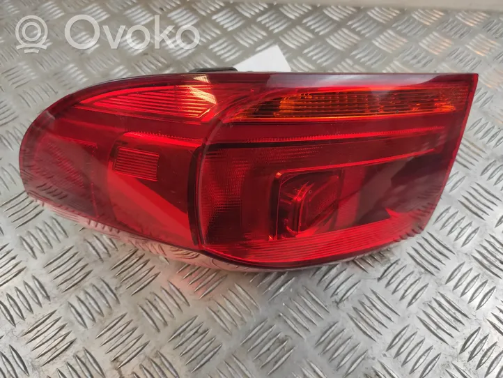 Volkswagen Tiguan Lampa tylna 5N0945096Q