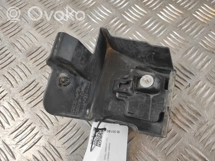 Toyota RAV 4 (XA50) Slenksčio dalis 7690242050