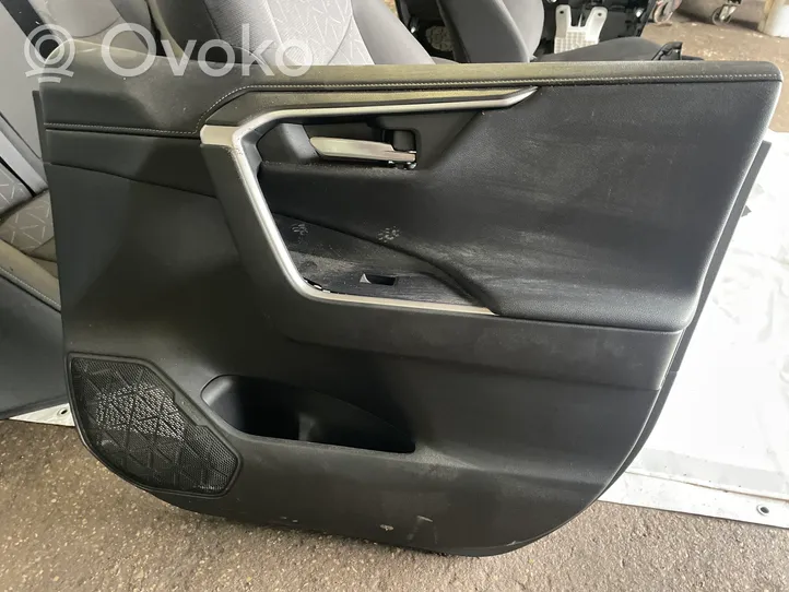 Toyota RAV 4 (XA50) Kit intérieur 5881042010