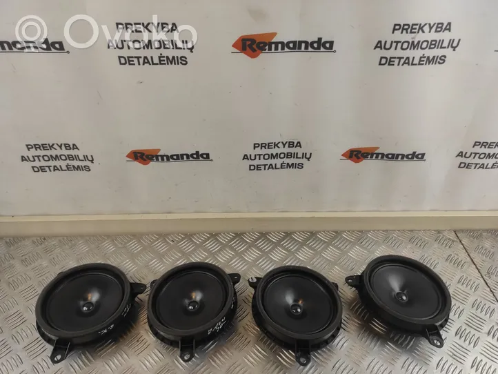 Toyota RAV 4 (XA50) Kit système audio 861601A210