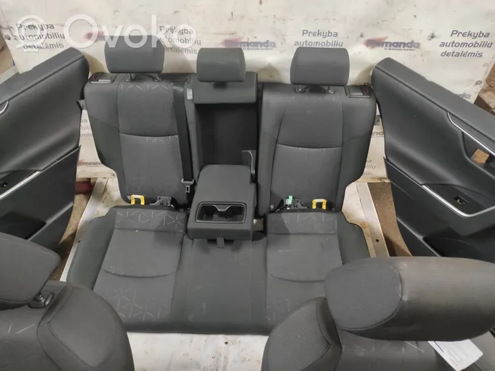 Toyota RAV 4 (XA50) Kit intérieur 