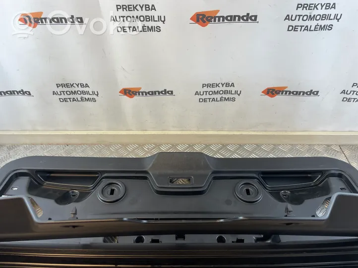 BMW 5 G30 G31 Set rivestimento portellone posteriore/bagagliaio 7390400