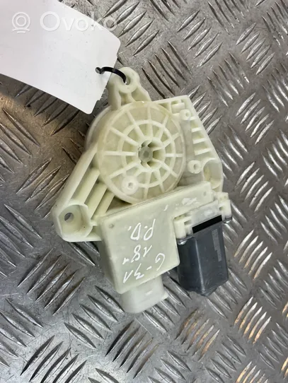 BMW 5 G30 G31 Motorino alzacristalli della portiera anteriore 7455081