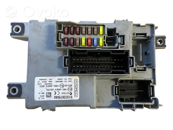 Peugeot Bipper Module de fusibles 01372879080