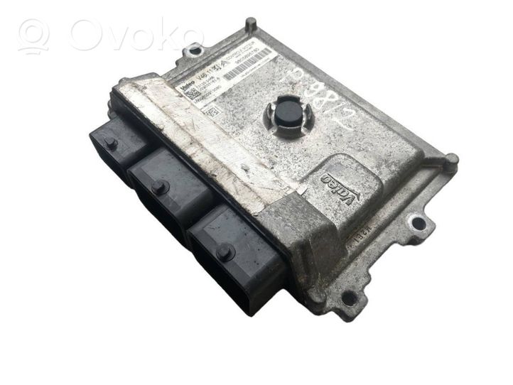 Peugeot 208 Calculateur moteur ECU 9805895780