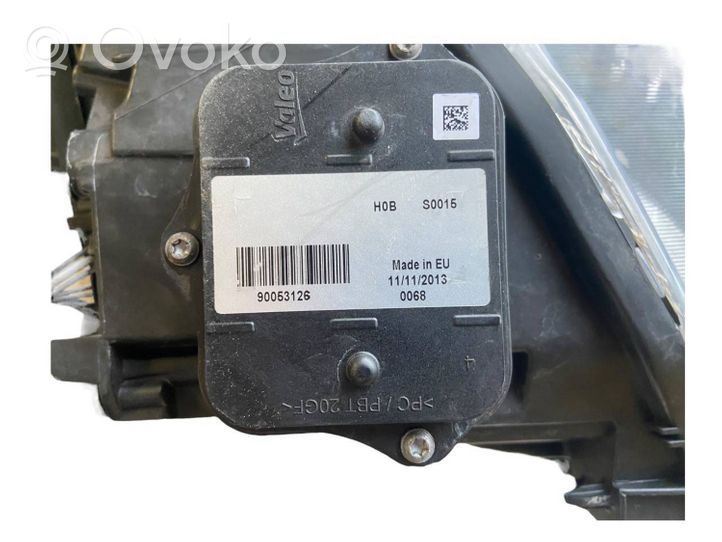 Volvo XC60 Lampa przednia 31395897