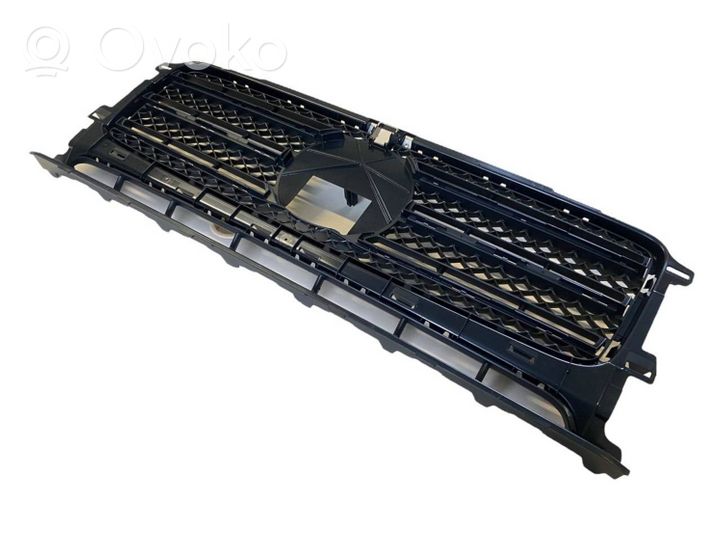 Mercedes-Benz G W463 Front bumper upper radiator grill A4638880400