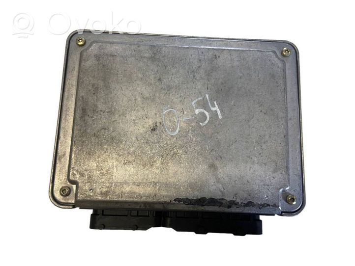 Opel Frontera B Dzinēja vadības bloks 90589738