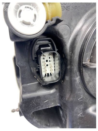 Ford Focus Lampa przednia JX7B13W029AE