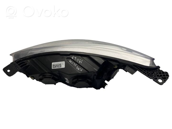 Ford Focus Lampa przednia JX7B13W029AE