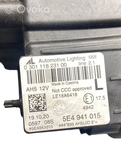 Skoda Octavia Mk4 Lampa przednia 5E4941015