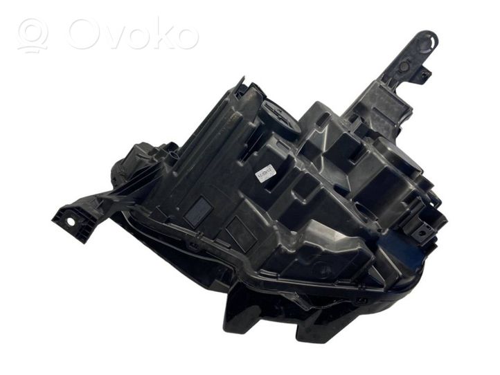 Citroen C4 III e-C4 Faro/fanale 9830649280