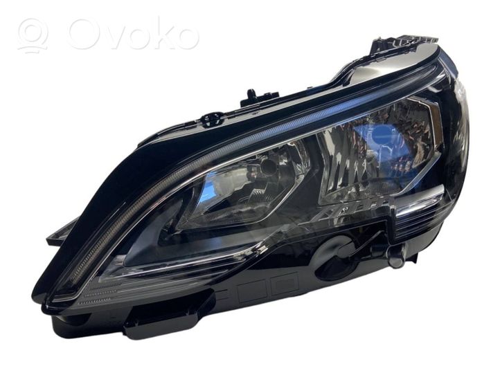 Peugeot 3008 II Lampa przednia 98104781808