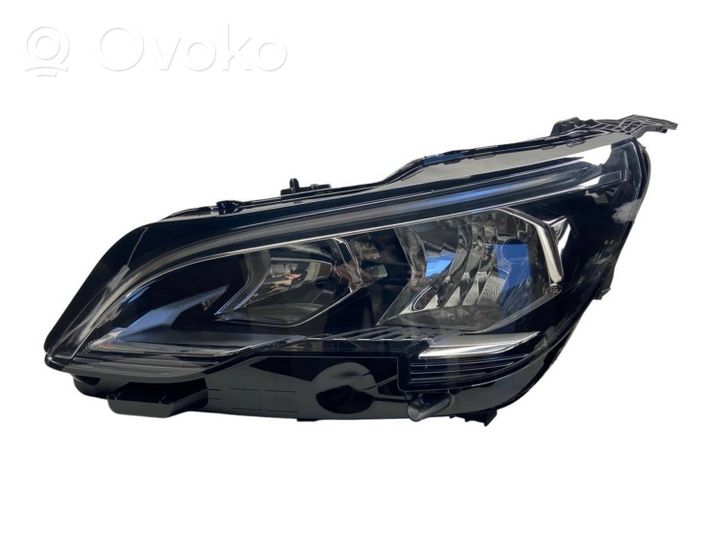 Peugeot 3008 II Faro/fanale 98104781808