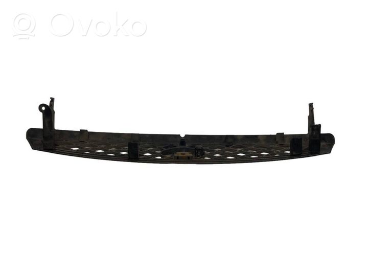 Ford Focus Grille calandre supérieure de pare-chocs avant 2M518200