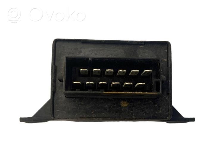 Opel Vectra B Oven ohjainlaite/moduuli 90457682