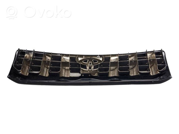 Toyota Land Cruiser (J150) Maskownica / Grill / Atrapa górna chłodnicy 5311160570