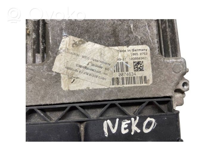 Iveco Daily 30.8 - 9 Sterownik / Moduł ECU 1039S03021