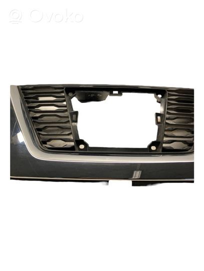 Nissan X-Trail T32 Maskownica / Grill / Atrapa górna chłodnicy 623106FR5C