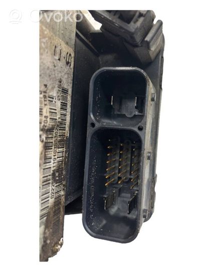 Chrysler Voyager Pompe ABS 04686987AGA