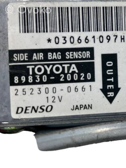 Toyota Celica T230 Sensore d’urto/d'impatto apertura airbag 8983020020